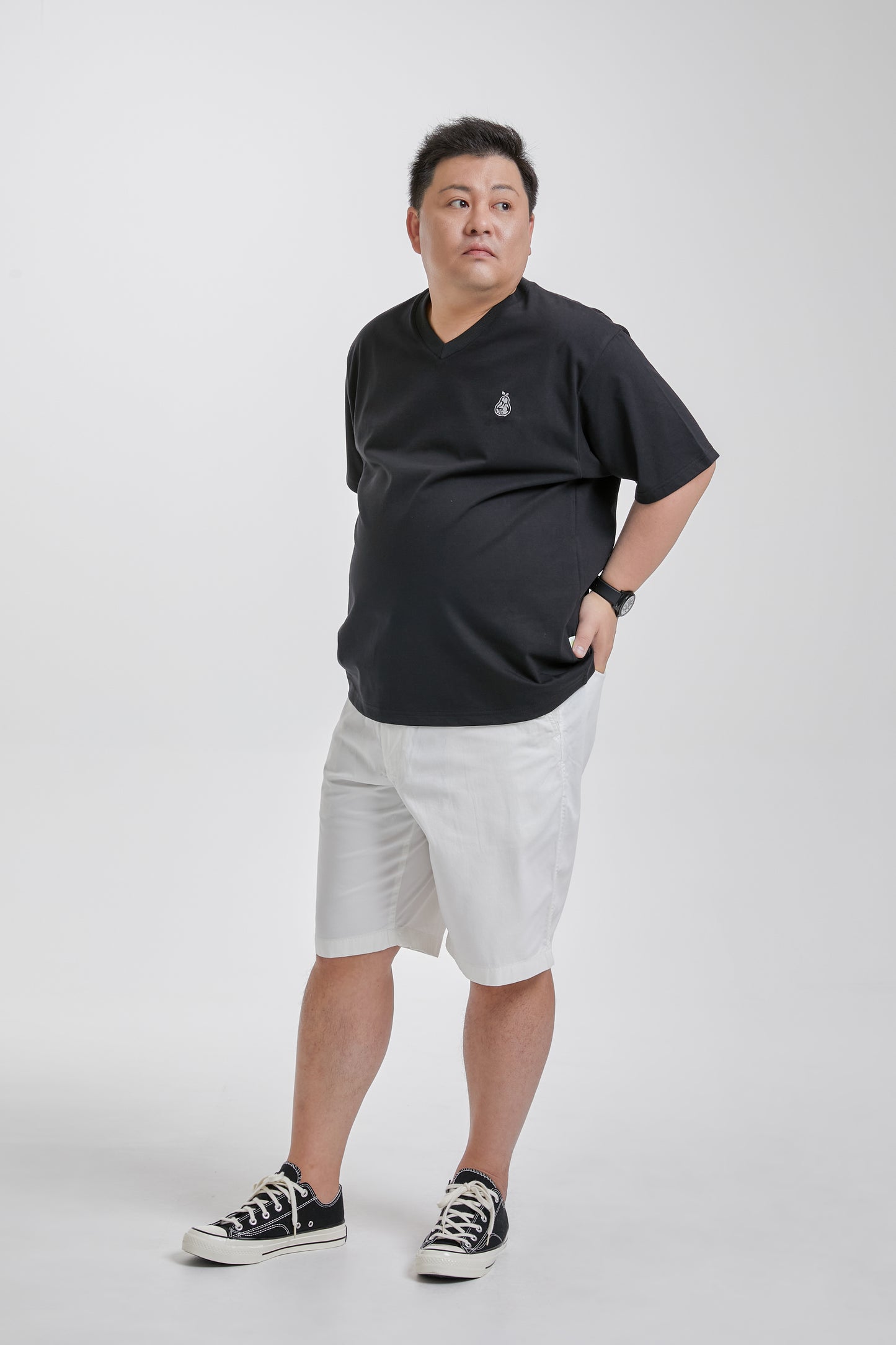 【Recycle】”ECOに対する意識を重視した” VネックTシャツ